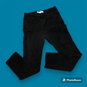 Signature Levi Strauss, Mid Rise Straight, 14L Black Jeans